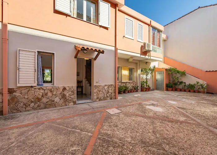 Holiday home Domus Centro By Interhome *